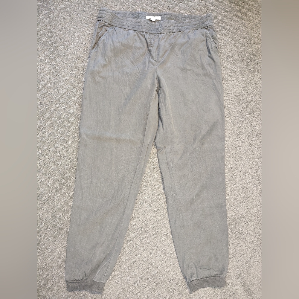 Ann Taylor LOFT Green Joggers Small